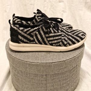 Toms lifestyle sneakers